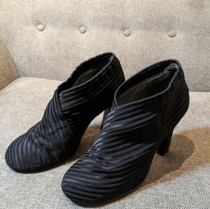 United Nude shoes black ankle boot size     EU 38